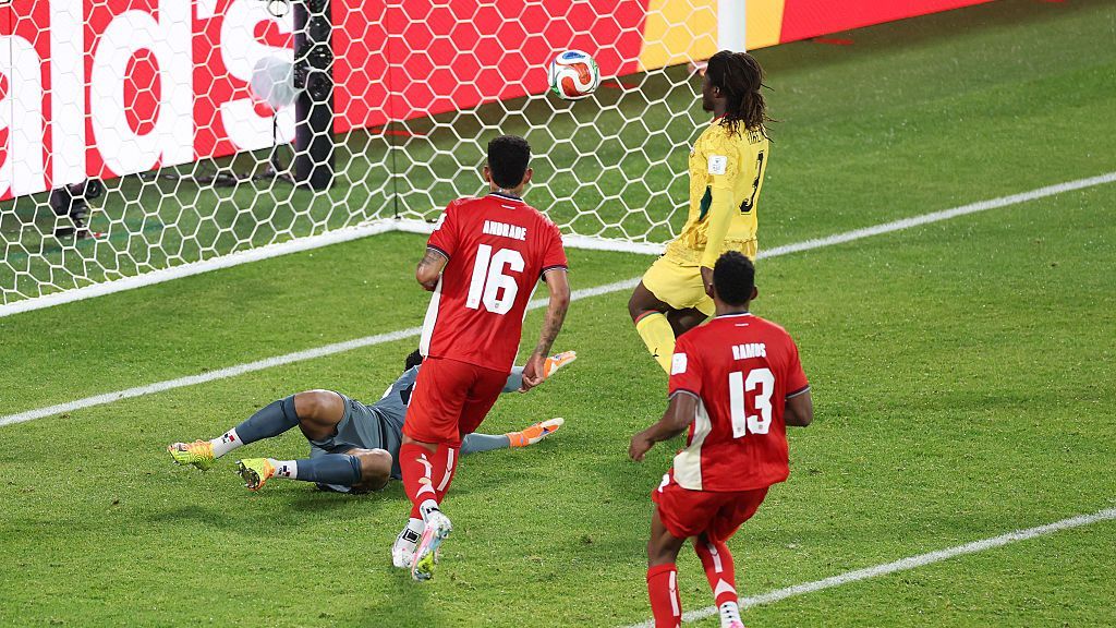 Caleb Yirenkyi's shot beats the Panama goalkeeper inside the penalty area